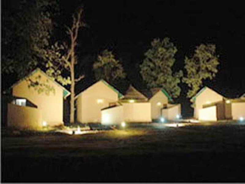 Tiger Lagoon Hotell Bandhavgarh National Park Exteriör bild