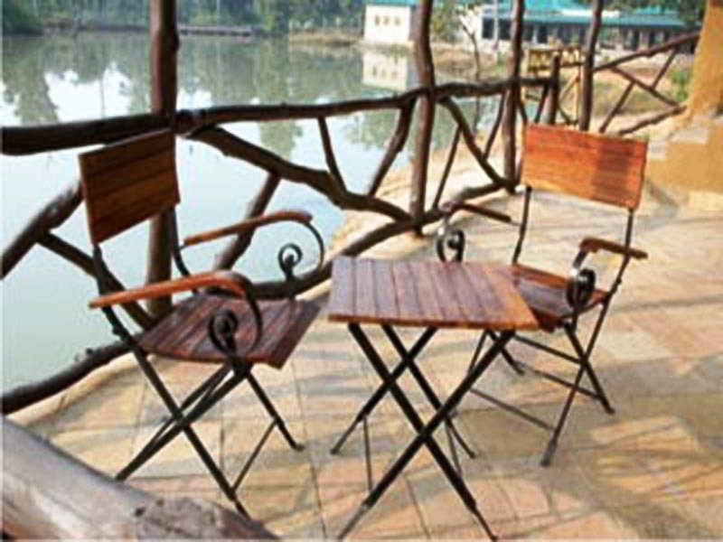 Tiger Lagoon Hotell Bandhavgarh National Park Exteriör bild