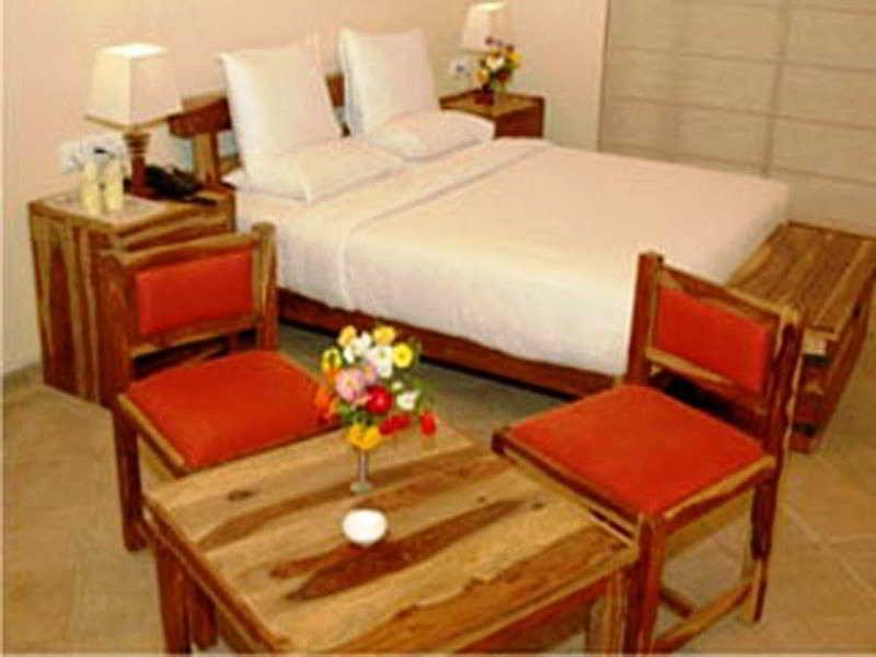 Tiger Lagoon Hotell Bandhavgarh National Park Exteriör bild