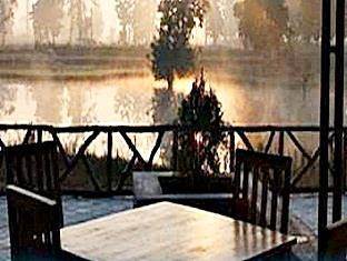 Tiger Lagoon Hotell Bandhavgarh National Park Exteriör bild